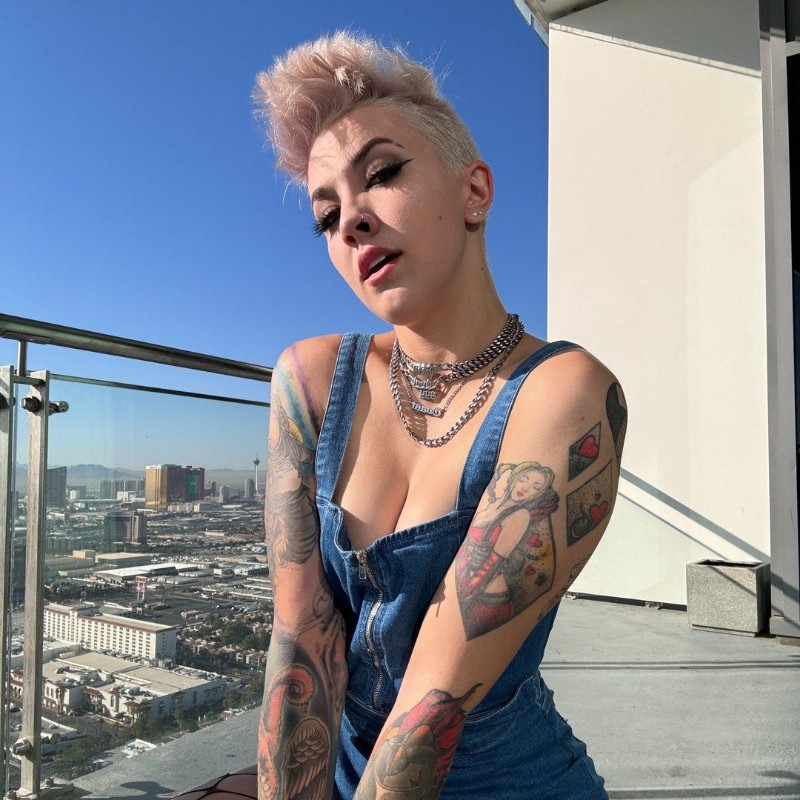 toast🍞 (@astoasternaut) on Snapchat