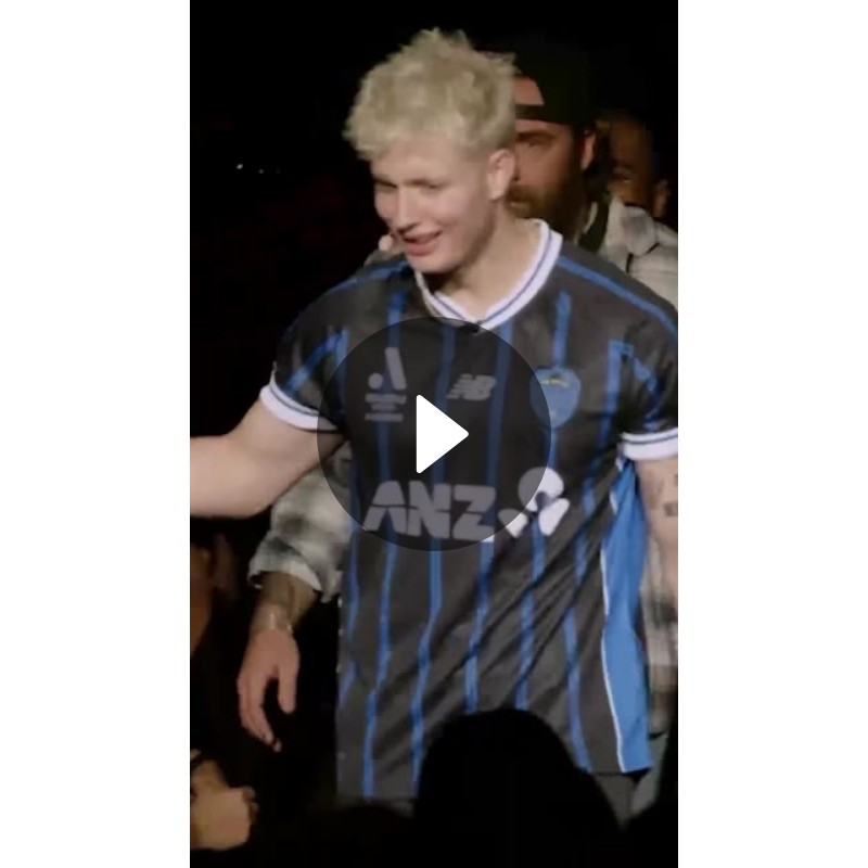 Logan Rife Matt Rife's Heartwarming Fan Interaction at Concert | Video by Matt ...