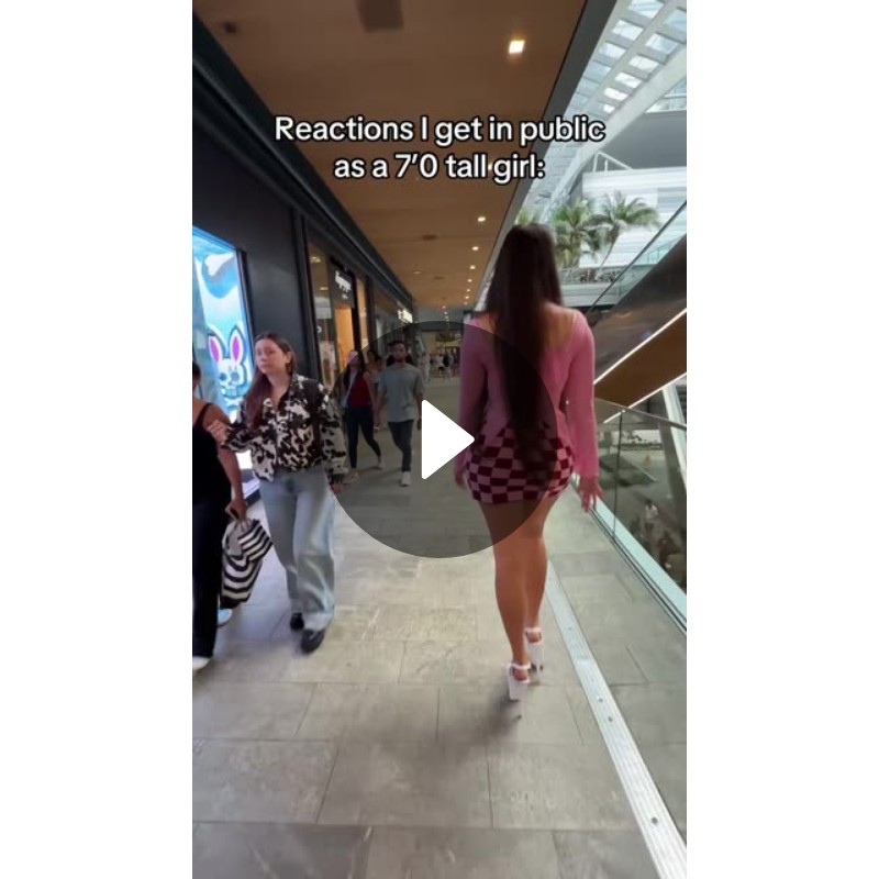 Marie Temara (marietemara) Public reactions to thick women in(01)