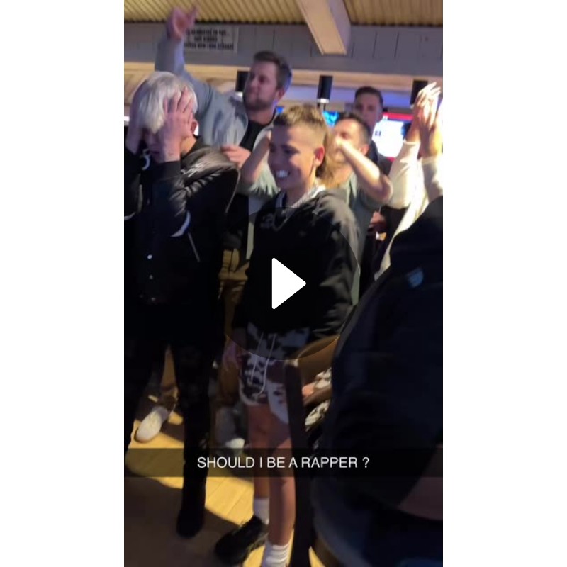 SHOULD I BE A RAPPER ? | Spotlight on Snapchat