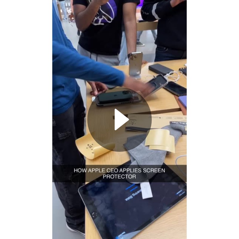 HOW APPLE CEO APPLIES SCREEN PROTECTOR | Spotlight on Snapchat